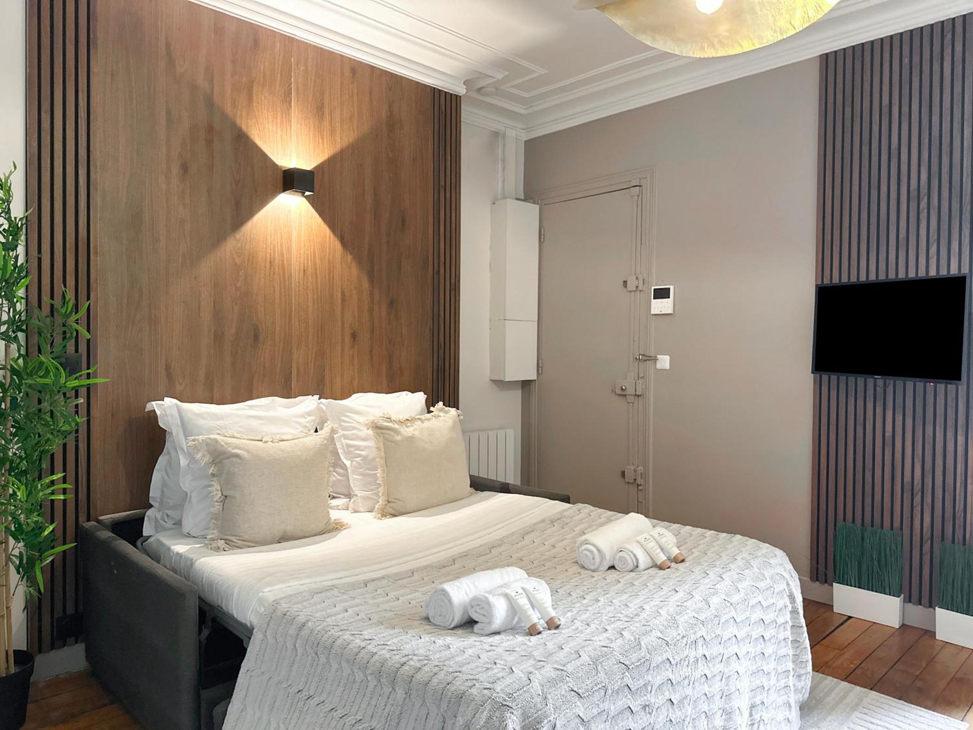 Unique Flat Near Louvre & Palais Royal Parijs